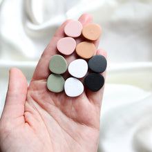 Load image into Gallery viewer, Organic circles