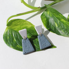 Load image into Gallery viewer, Avery