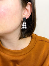 Load image into Gallery viewer, Avery | Buffalo plaid
