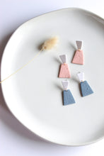 Load image into Gallery viewer, Avery
