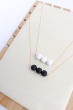 Load image into Gallery viewer, Sphere necklace
